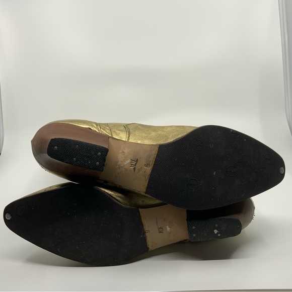 No name golden leather western boots. - Picture 9 of 16